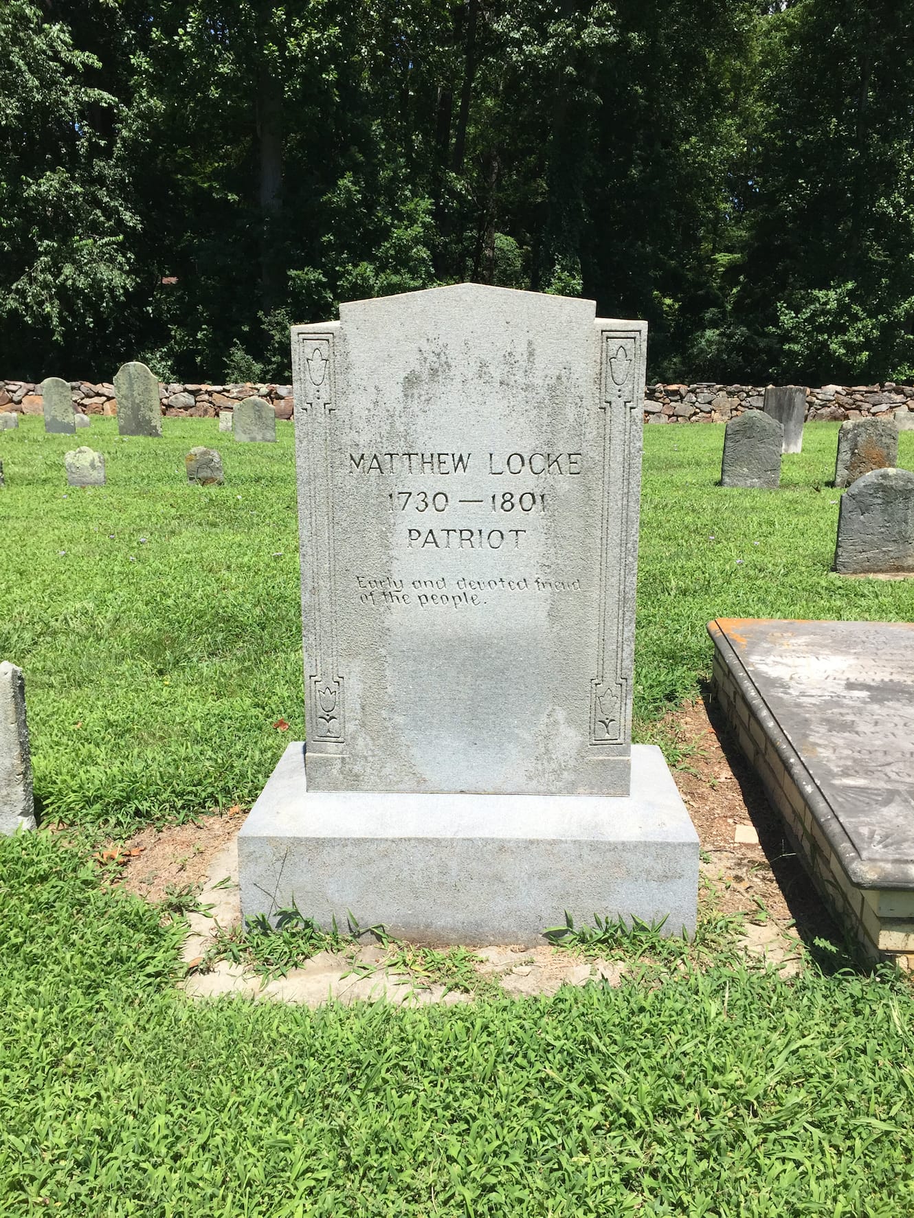 Patriot grave Matthew Locke at Thyatira Cemetery (image by member Cathy Finnie)