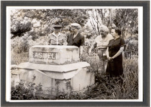 Mrs. George Knott