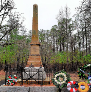 Monument Photo