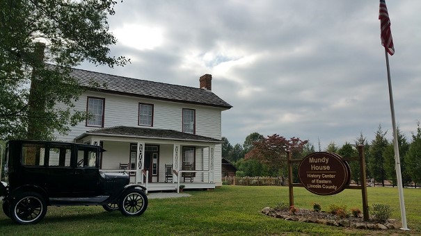 Photo of Mundy House